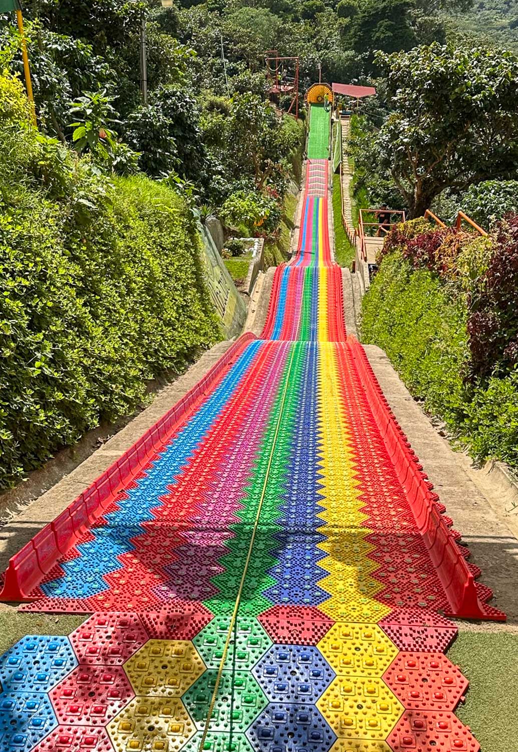 Cafe Albania, El Salvador: Ride the Rainbow Slide 5 Cafe Albania El Salvador Rainbow Slide