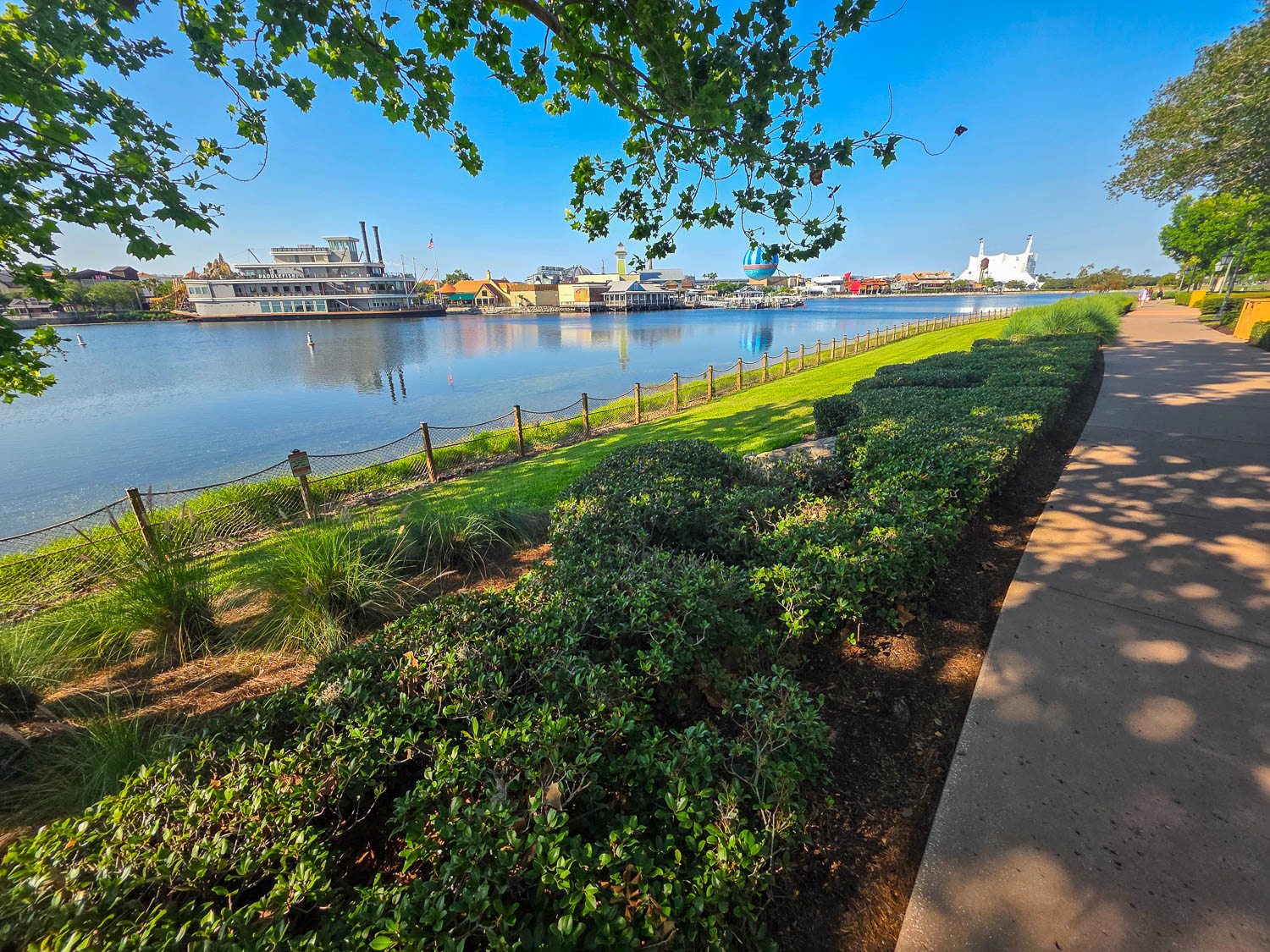 Waterfront walkway from Congress Park to Disney Springs at Saratoga Springs Resort