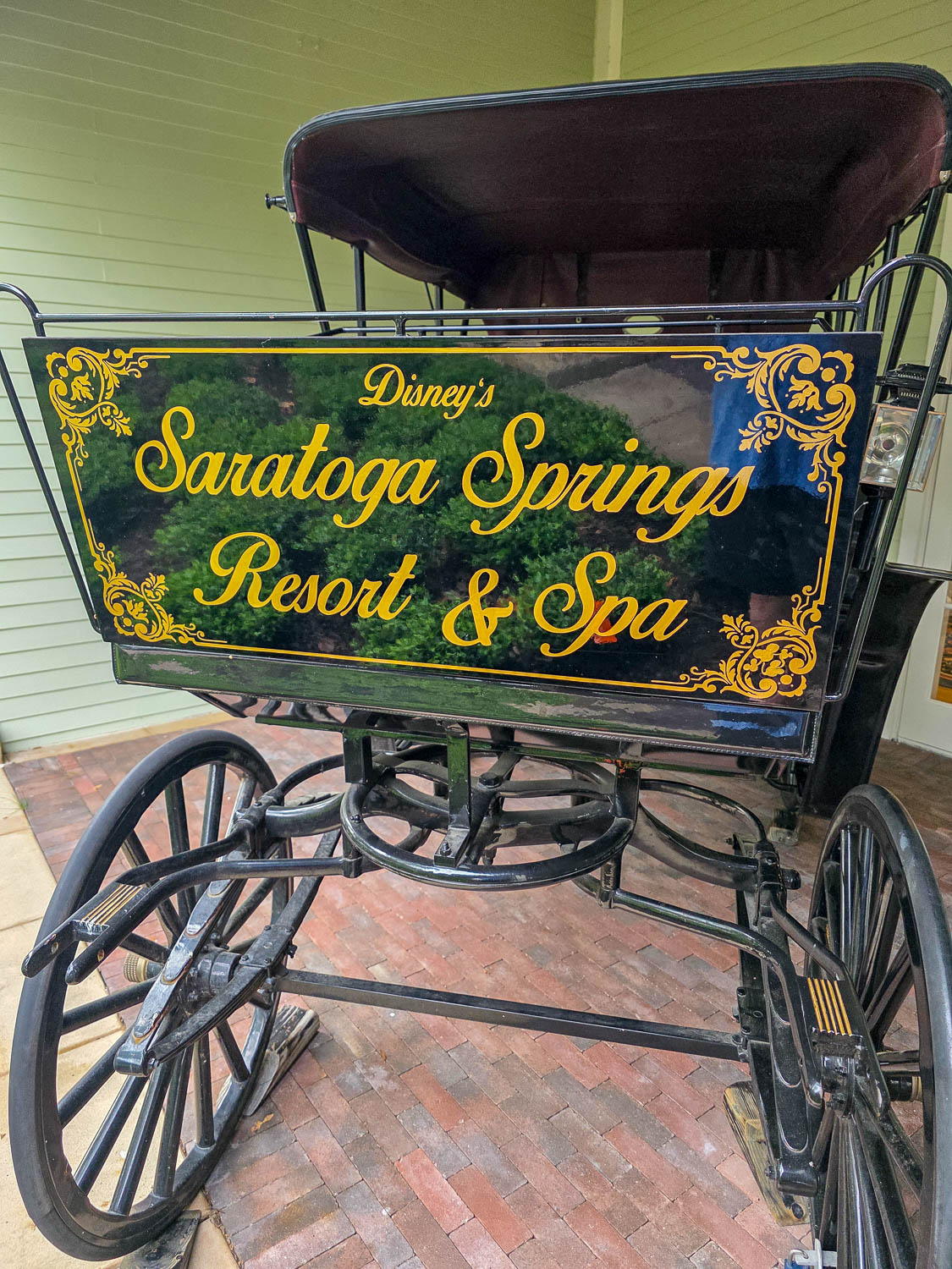 Carriage House entrance at Disney’s Saratoga Springs Resort & Spa