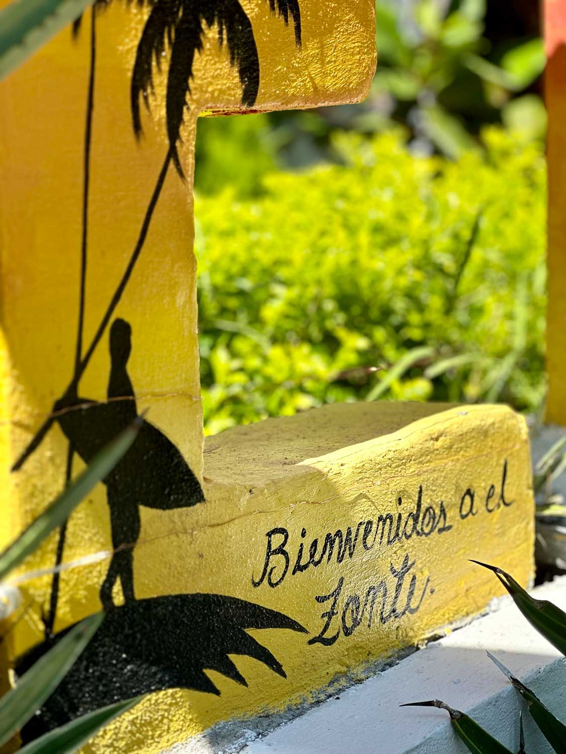 The Beach Break Hotel and Sports Bar El Zonte, El Salvador