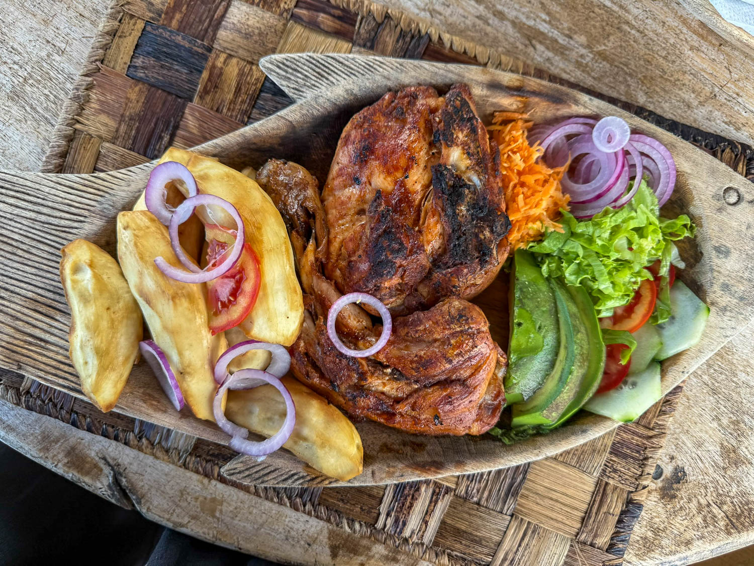 Lake Kivu, Rwanda: Top Things To Do and Travel Guide 28 Classic Rwandan chicken dish Paradis Malahide, Kigufi