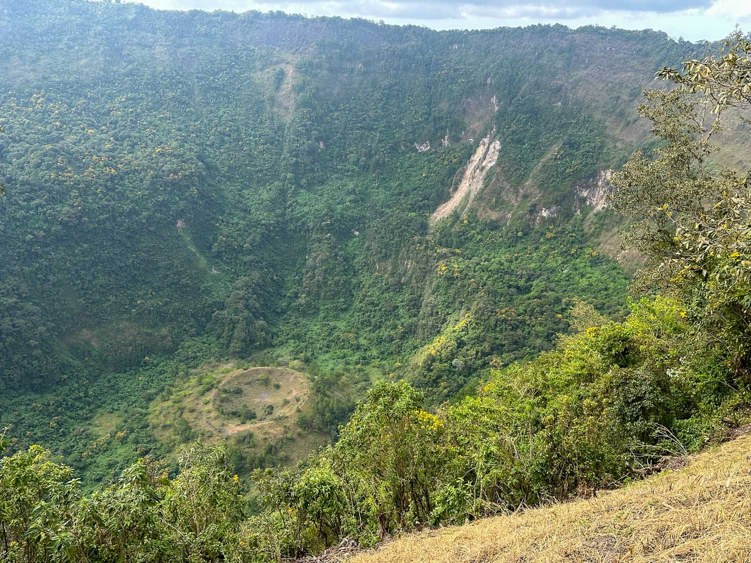 The El Boqueroncito crater El Boquerón National Park, El Salvador