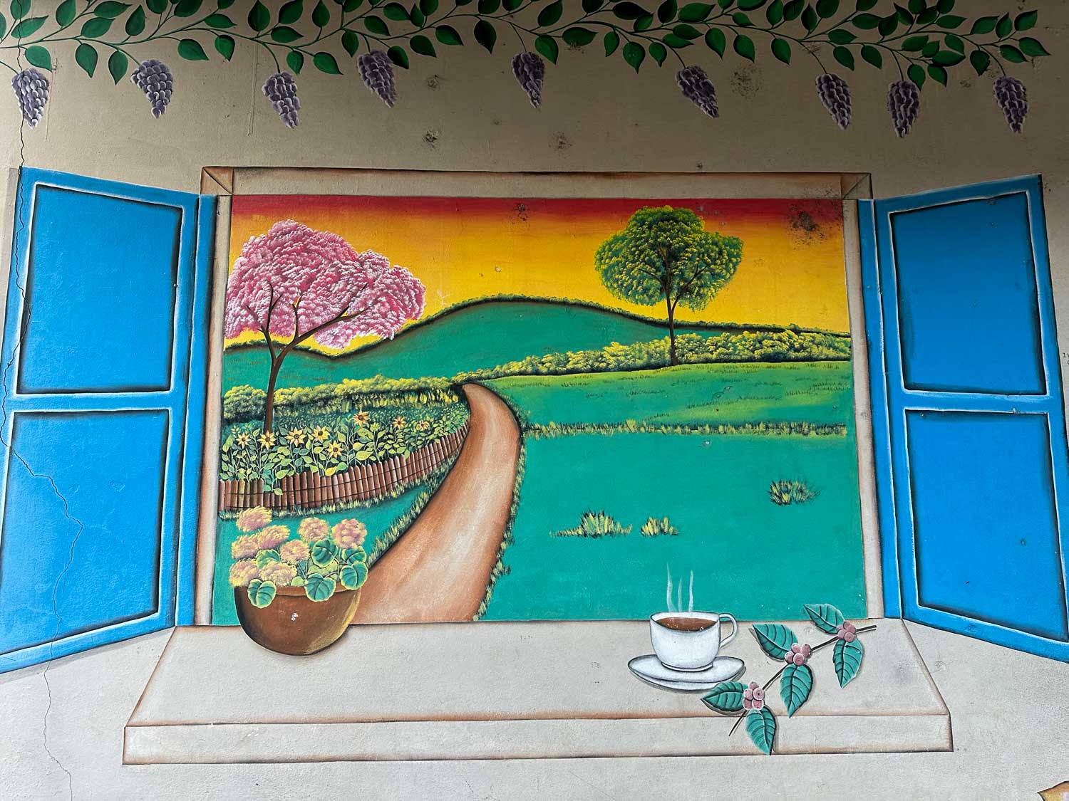 Freshly brewed Salvadoran coffee from local plantations