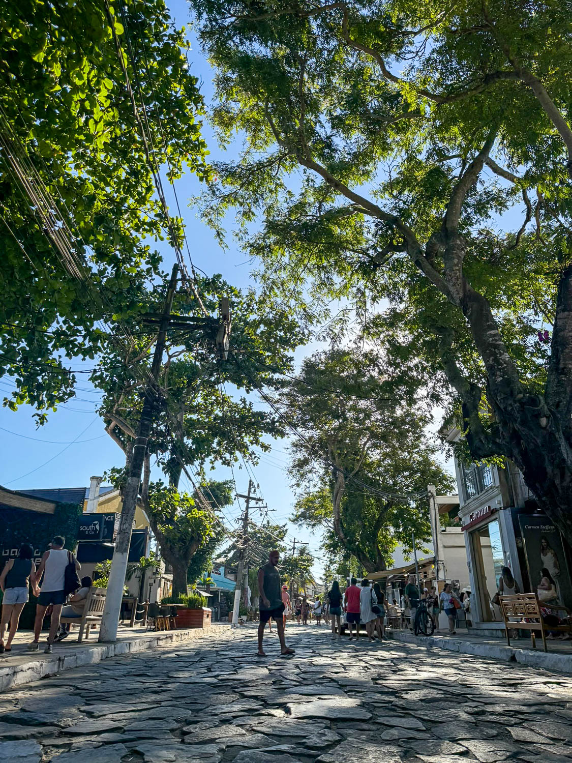 Buzios, Brazil Travel Guide: Best Things To See and Do 14 Pedestrian street scene along Rua das Pedras in downtown Buzios