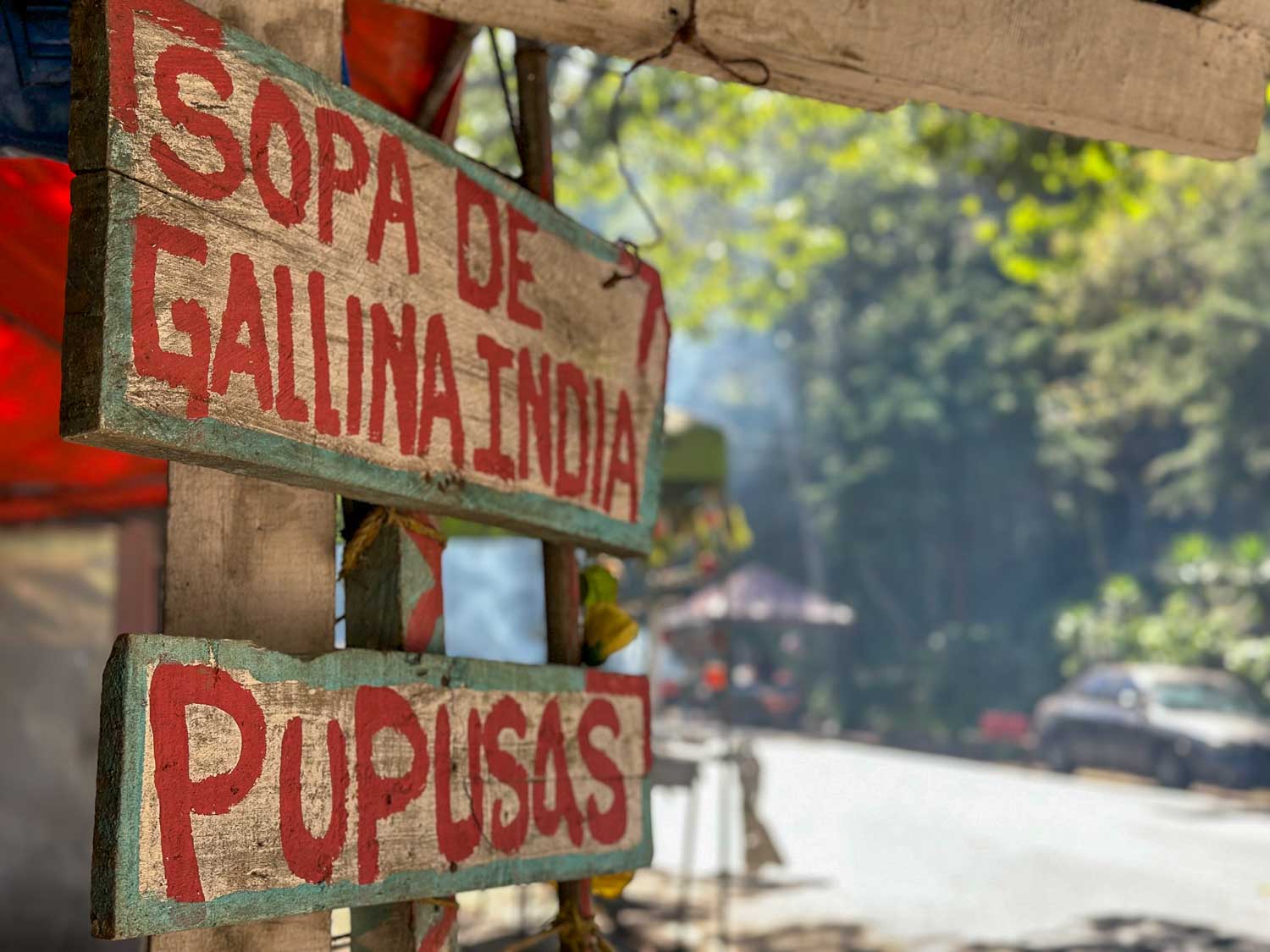 Sopa de Gallina India El Salvador