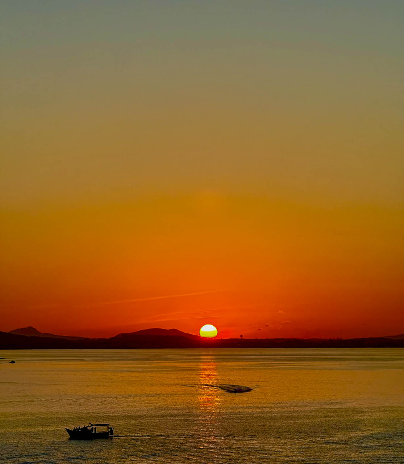 Buzios, Brazil Travel Guide: Best Things To See and Do 16 Sunset view along the Orla Bardot Boardwalk in Buzios