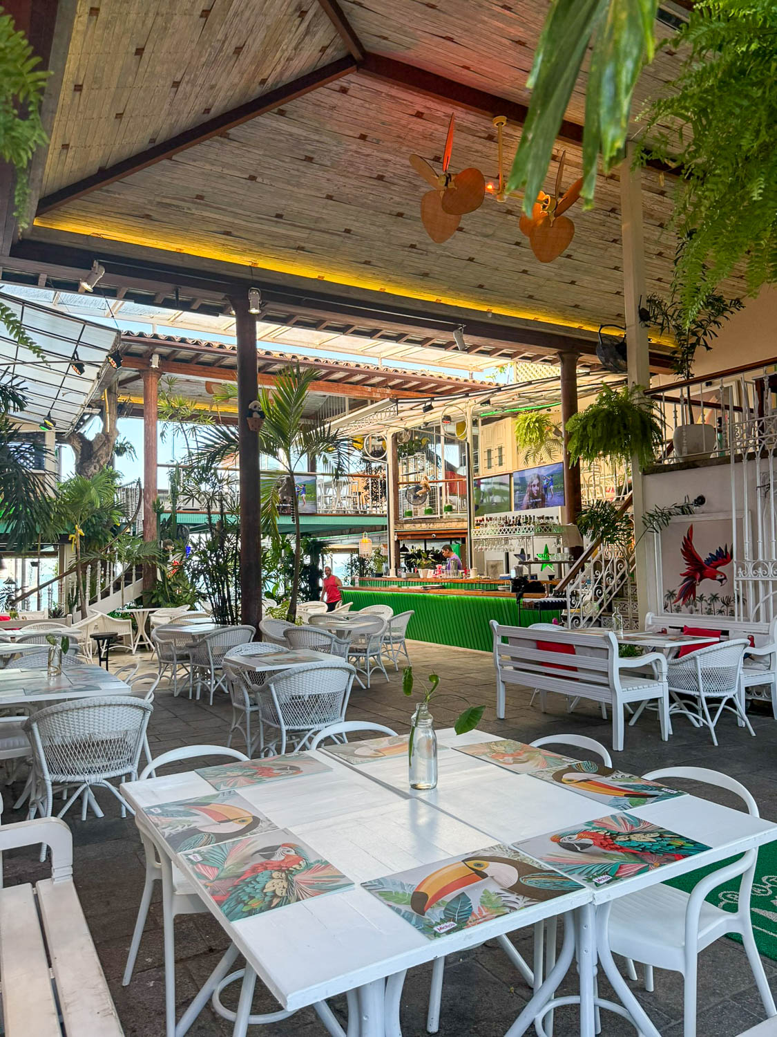 Classic Brazilian dishes widely available in restaurants and cafes across Brazil