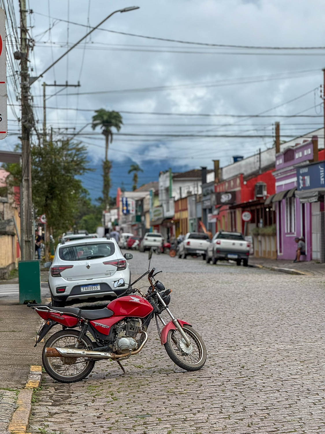 Downtown Morretes in Paraná, Brazil, with colonial buildings and local shops.