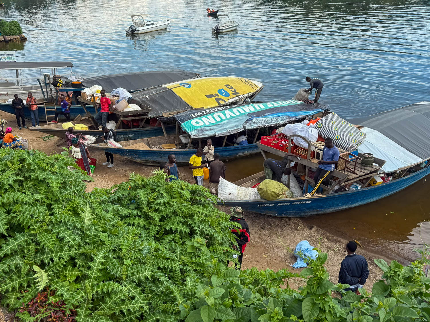 Communities around Lake Kivu relying on fishing and local resources in Rwanda