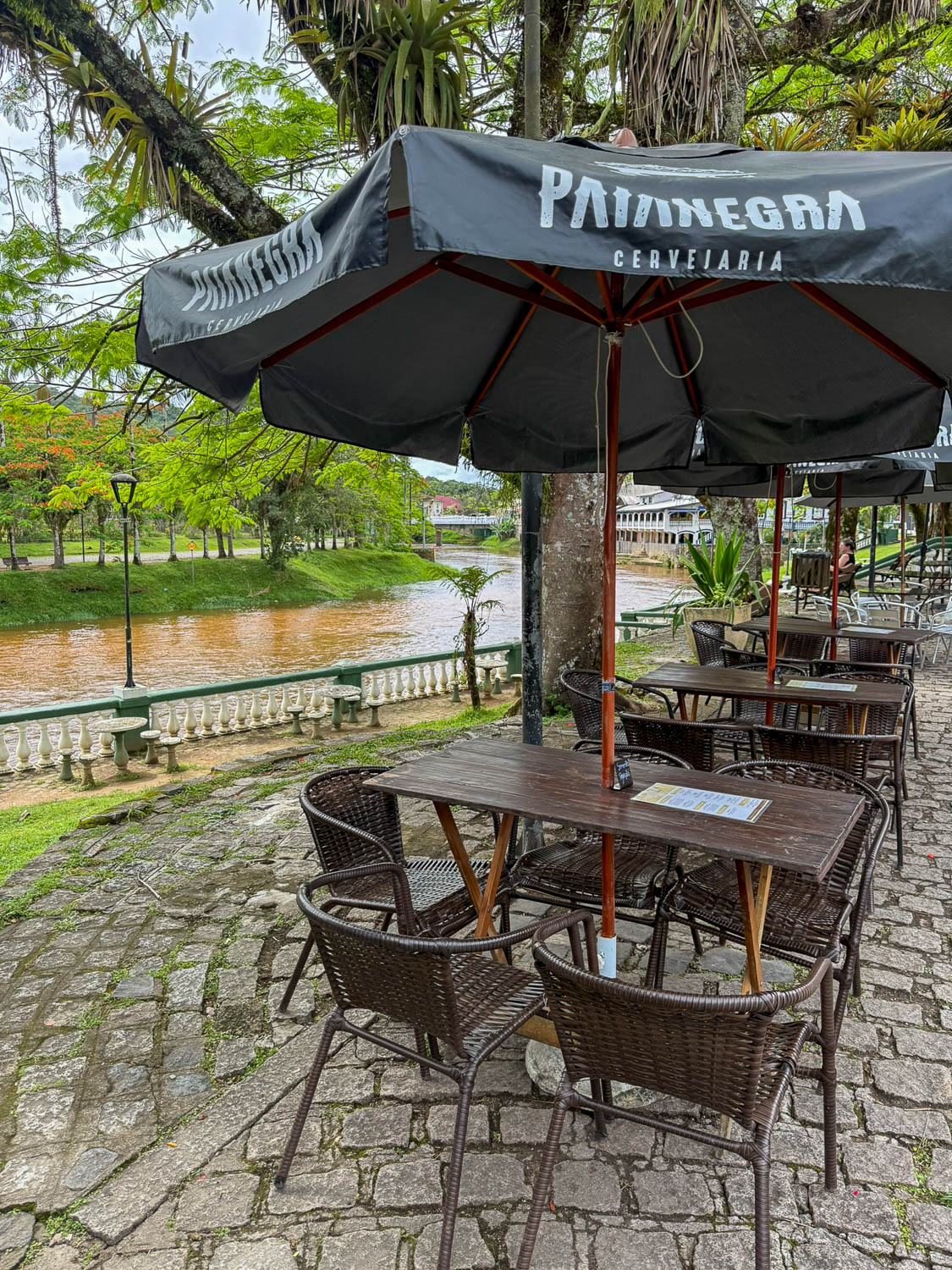riverside restaurants nhundiaquara river morretes brazil
