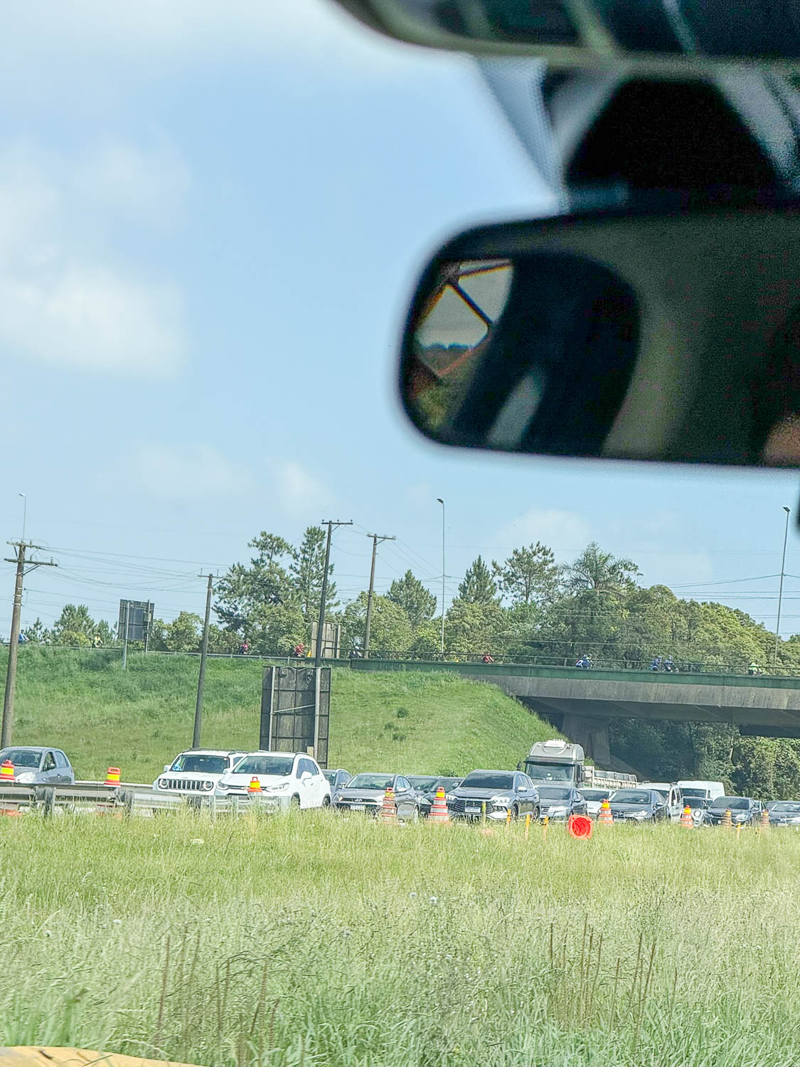 Traffic near the Port of Santos in Brazil, highlighting potential delays for cruise passengers heading to or from the port.