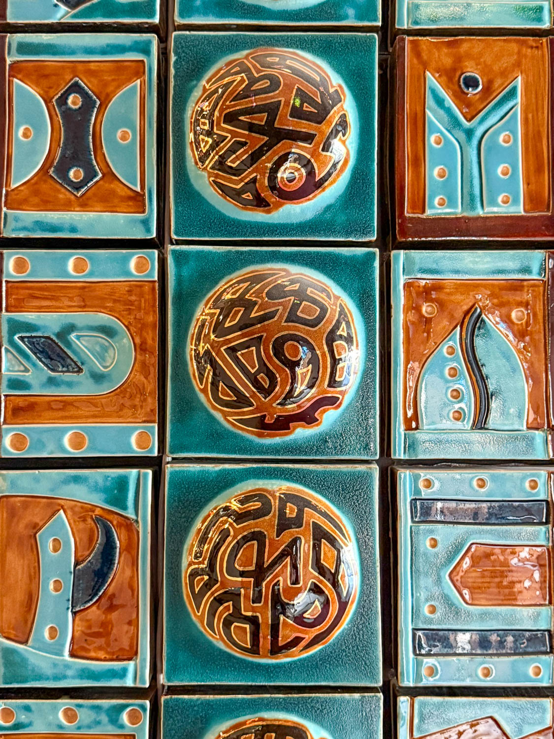 Explore National Qatar Museums: Best Things To Do 31 Islamic geometric artwork displayed in Qatar museums