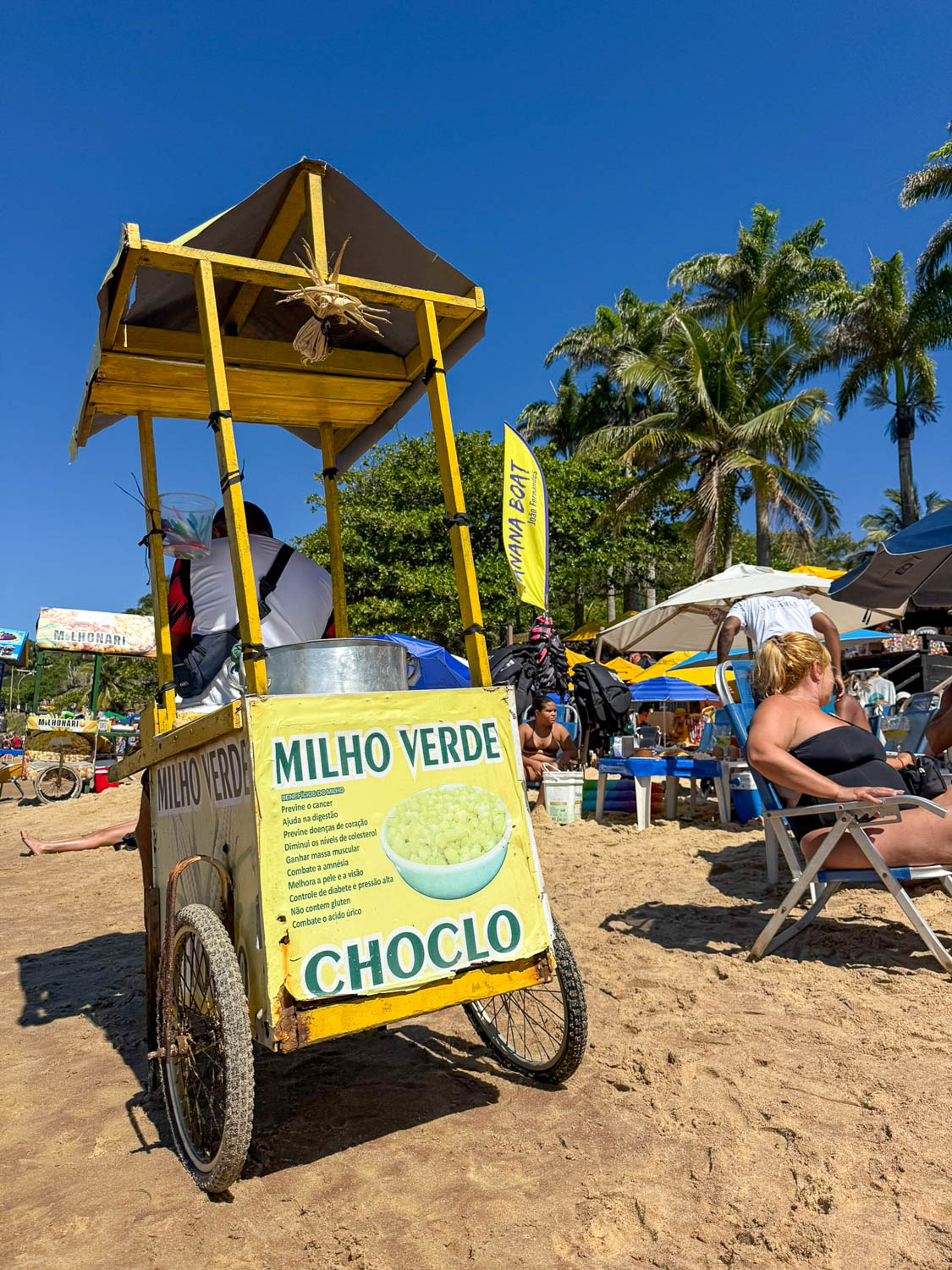 Beach vendors in Maceió Brazil where travelers should confirm prices before purchasing food or drinks