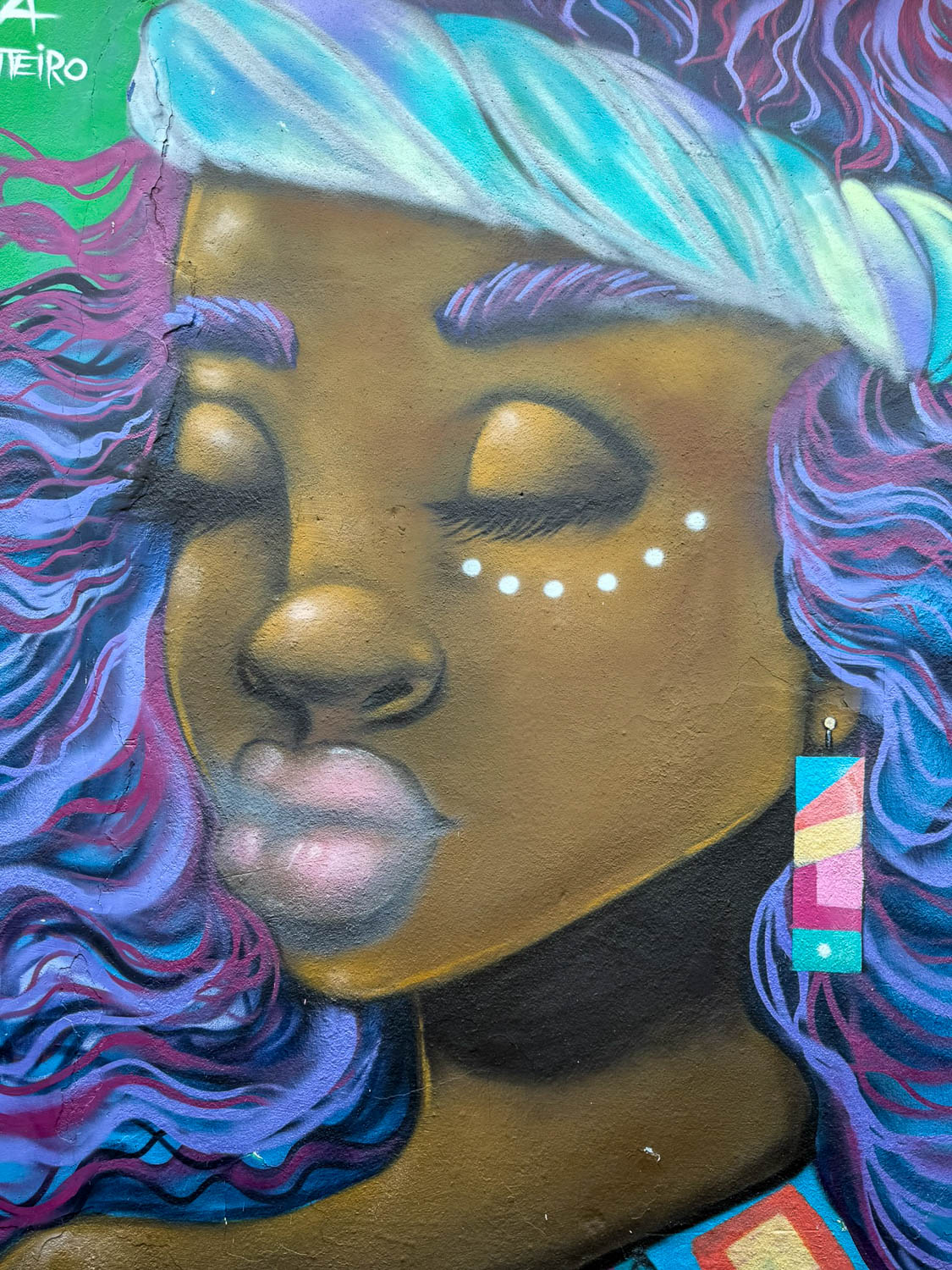 Festivals and Events in Embu das Artes: A Guide to the Town’s Cultural Calendar 123 Colorful street scene during festivals and events in Embu das Artes Brazil
